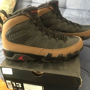 Air Jordan 9 Retro Olive. Size 13.